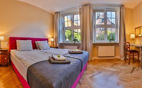Apartament Bursztynowy Mariacka Old Town